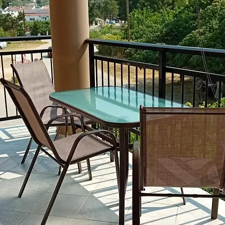 شقة فندقية La Vigna By The Sea 3*
