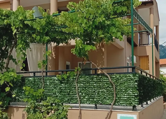 La Vigna By The Sea *