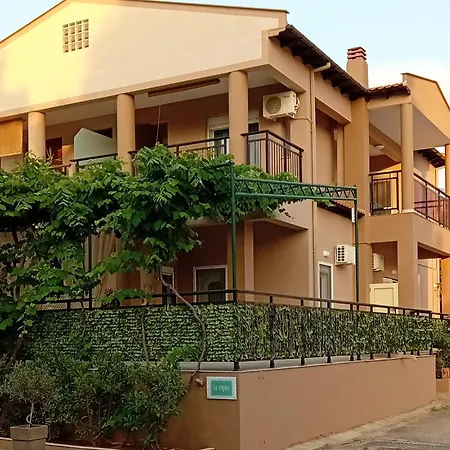 Feriehus La Vigna By The Sea Chrisi Ammoudia