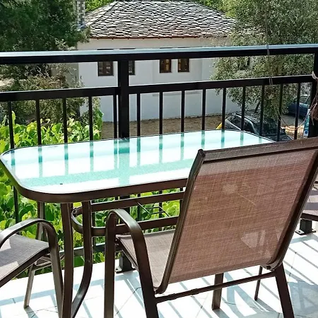 Aparthotel La Vigna By The Sea