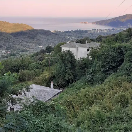 Appart hôtel La Vigna By The Sea 3*